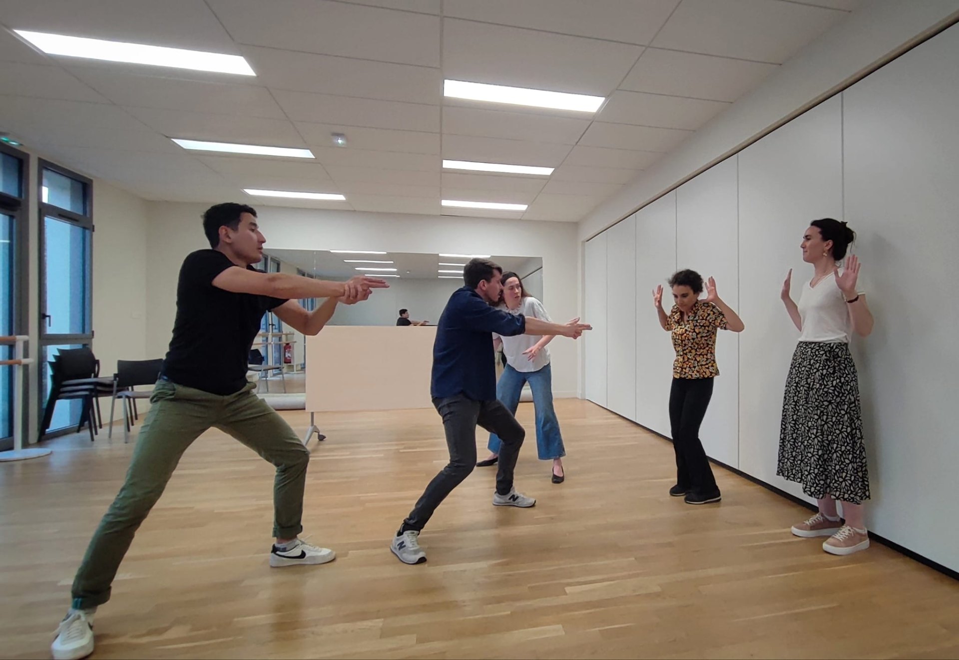 Exercice d'improvisation collective en atelier
